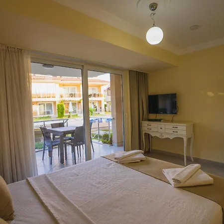 Sunset And Апарт-отель