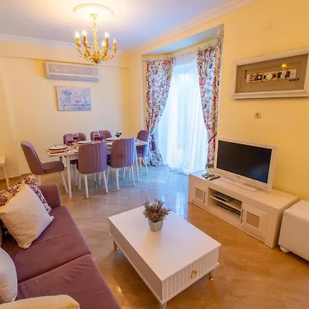 Sunset And Апарт-отель 3*