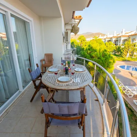 Apartmanhotel Sunset And 3*