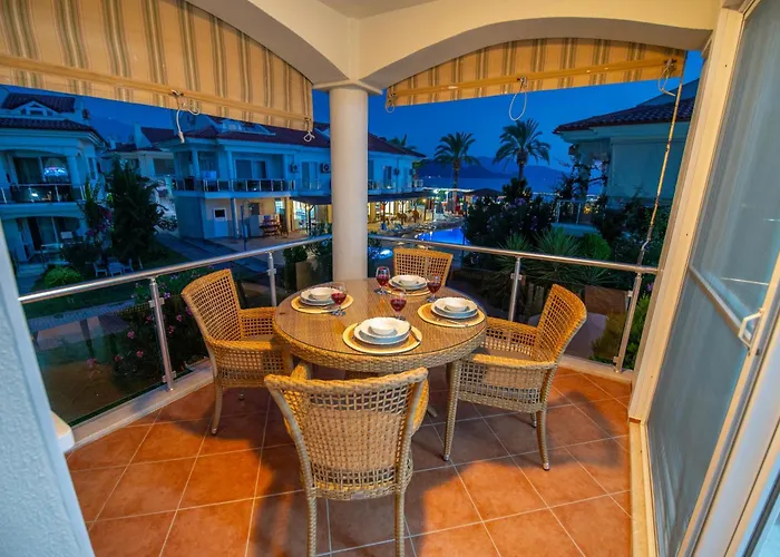 Sunset And Apartmanhotel Fethiye