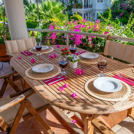 Hotel apartamentowy Sunset And Fethiye