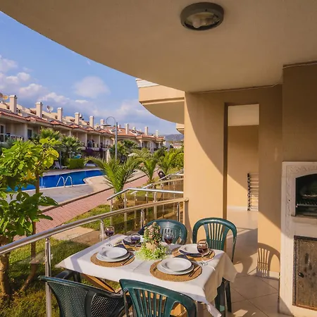 Hotel apartamentowy Sunset And